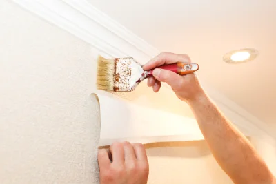 Pose de papier peint à Courtry — revêtements muraux et toiles de verre